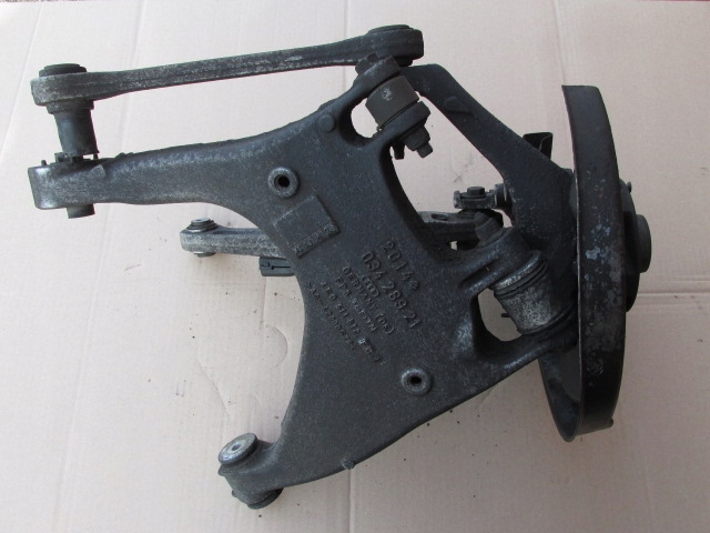 фото №7, Audi a8 d3 3.0 tdi quattro поворотный кулак правый задняя + рычаг 4e0511512f