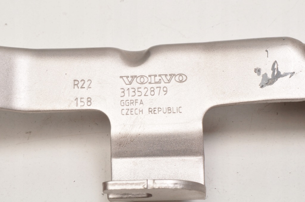 фото №9, Volvo xc90 ii петля капот 31352879 31352878