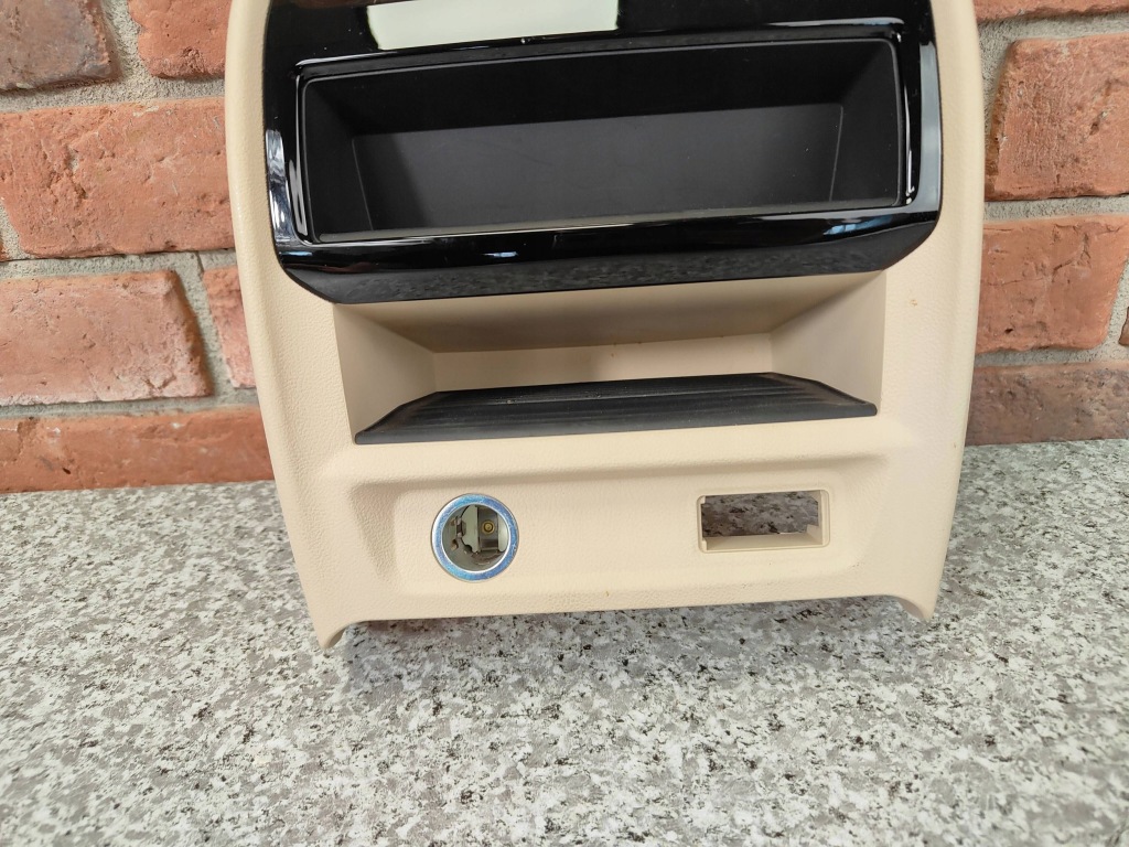 Bmw g30 g31 панель решётка обдув задний  задняя beż canberra 9493421 9357865 Недорого