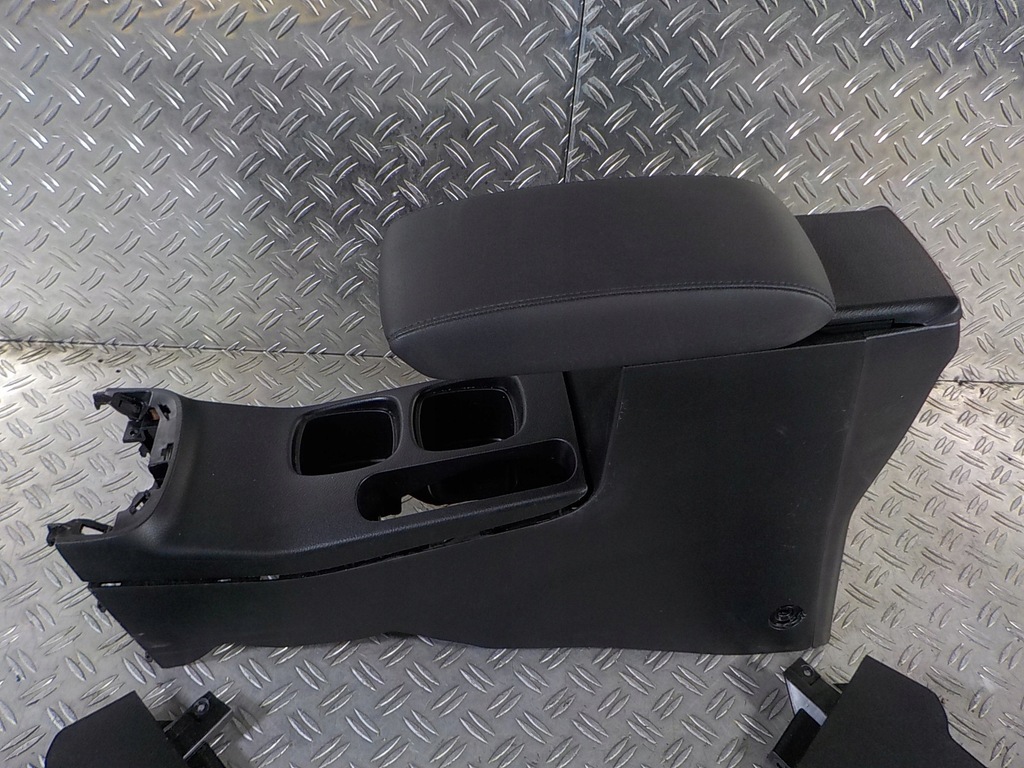 фото №8, Suzuki sx4 s-cross 22- тунель середній підлокітник