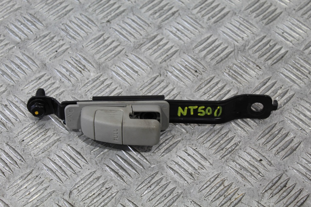 фото №1, Регулировка ремней безопасности nissan nt500