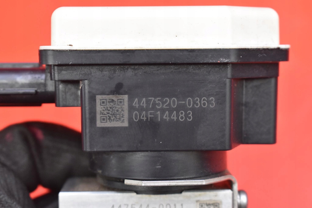 фото №8, Распределитель клапан кондиционера 447520-0363 toyota bz4x 204 km 22-