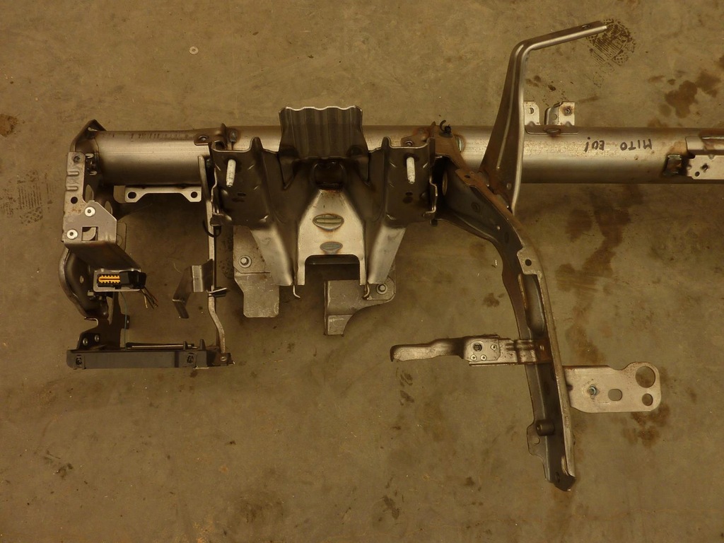 фото №2, Балка каркас панели консоли alfa romeo mito eur