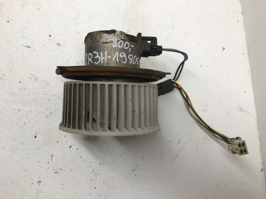 фото №1, Ford mustang iv повітродувка обігрівача europa