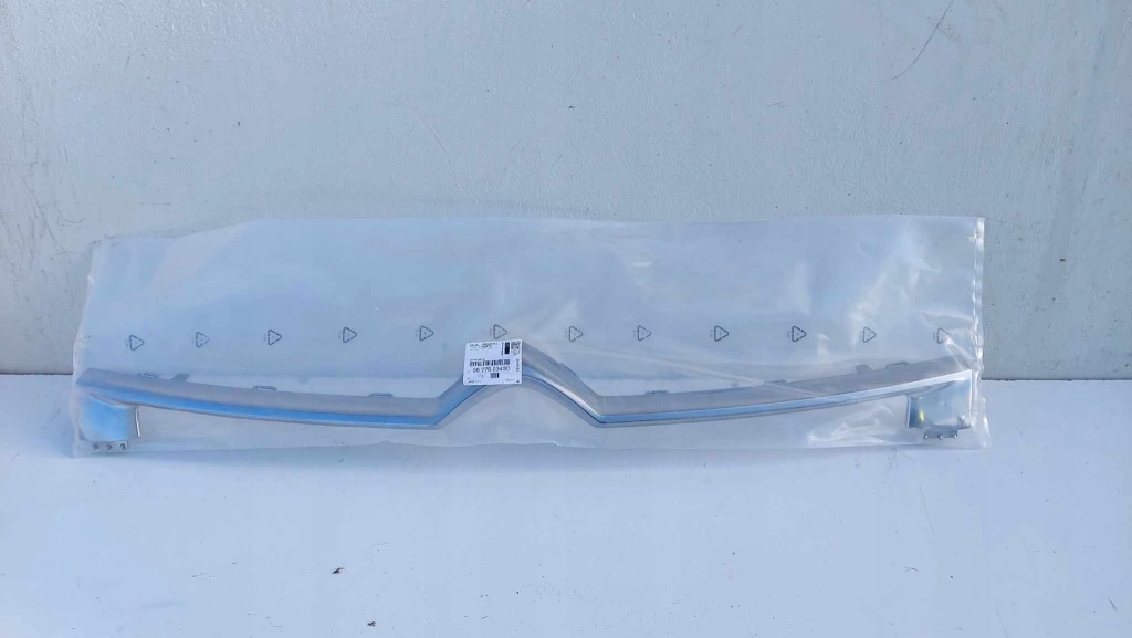 фото №1, Citroen berlingo iii lift хром решётка верхний новый оригинальный номер