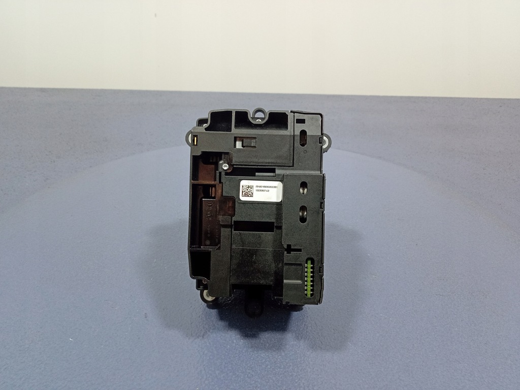 фото №8, Bmw 7 f01 f02 f07 выборщик домкрат коробки 9197623