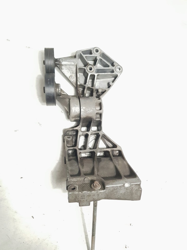 фото №4, Кронштейн генератора mercedes w169 w245