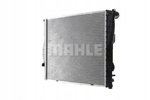 Mahle радіатор bmw 1 e81/87 / 3 e90/91 | cr1087000s Зі Шроту