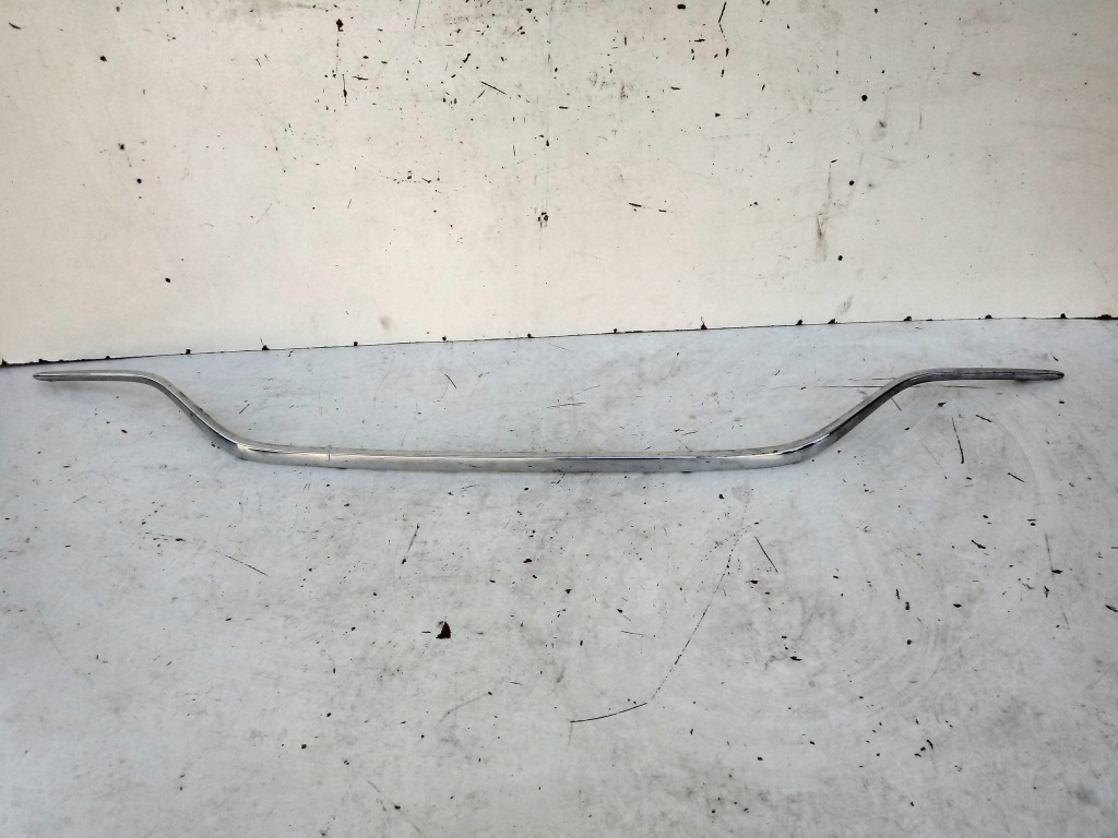 фото №1, Mercedes w238 amg молдинг бампер хром a2388859600