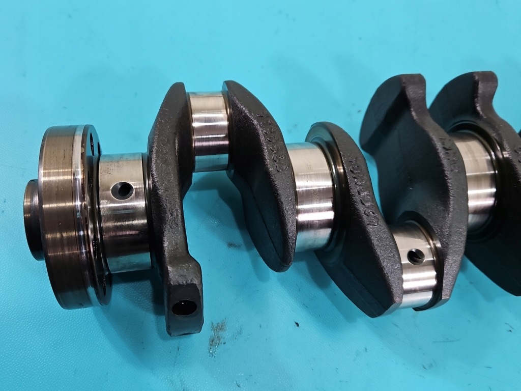 Купити Wał колінчастий bmw x3 e83 2.0d m47