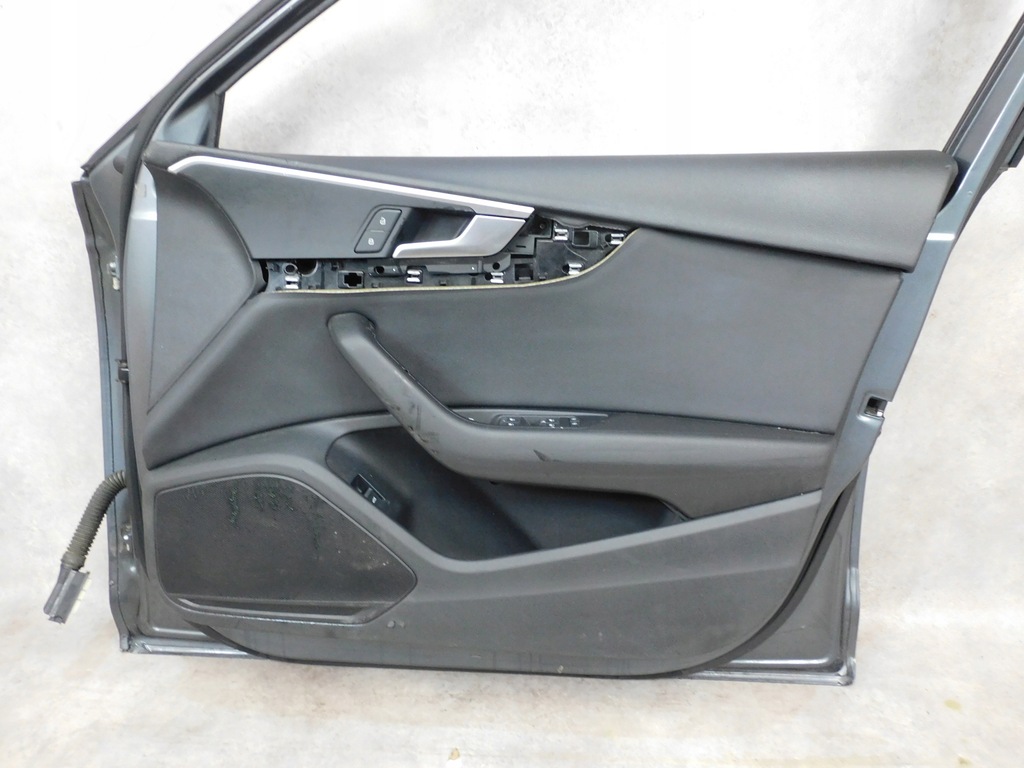 фото №13, Audi a4 b9 8w przed lift дверь правое перед полный