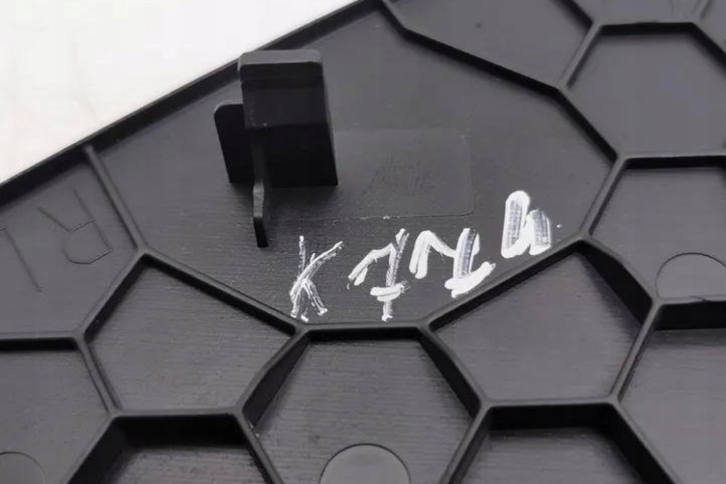 фото №8, Боковой накладки декоративные панели приборной панели vw tiguan 5n_ 5nc858217 1.5l