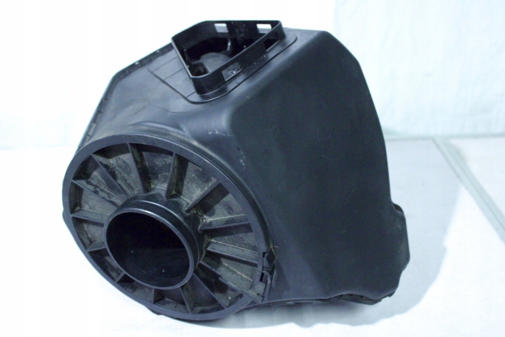 фото №1, Audi a7 4k корпус фильтра воздуха 4k0133844e