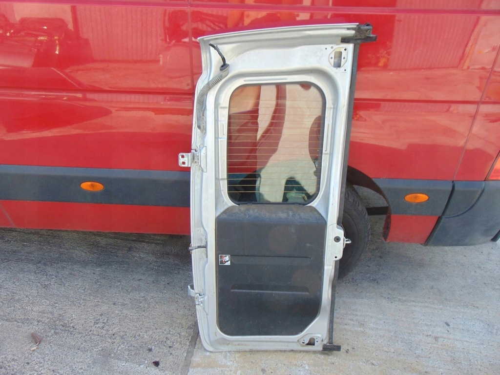 фото №7, Двері праве задня opel combo d 2010- сріблястий з скло