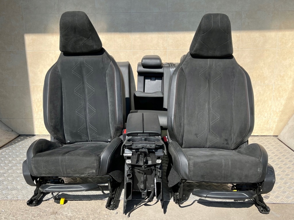 фото №1, Сиденья кожаный заднее сиденье citroen ds7 alcantara кожа