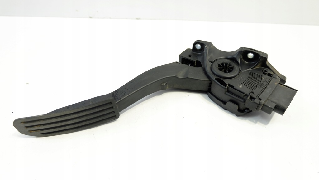 фото №1, Land rover freelander ii 2.2 педаль потенциометр газа 6g92-9f836-ef