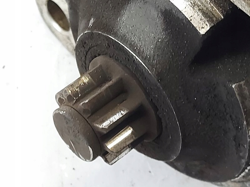 Стартер 020911023t 0001120402 vw golf iv mk4 1j1 bora octavia 1.4 16v Зі Шроту