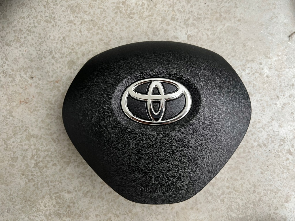 фото №8, Приборная панель консоль подушка безопасности ремни toyota aygo ii