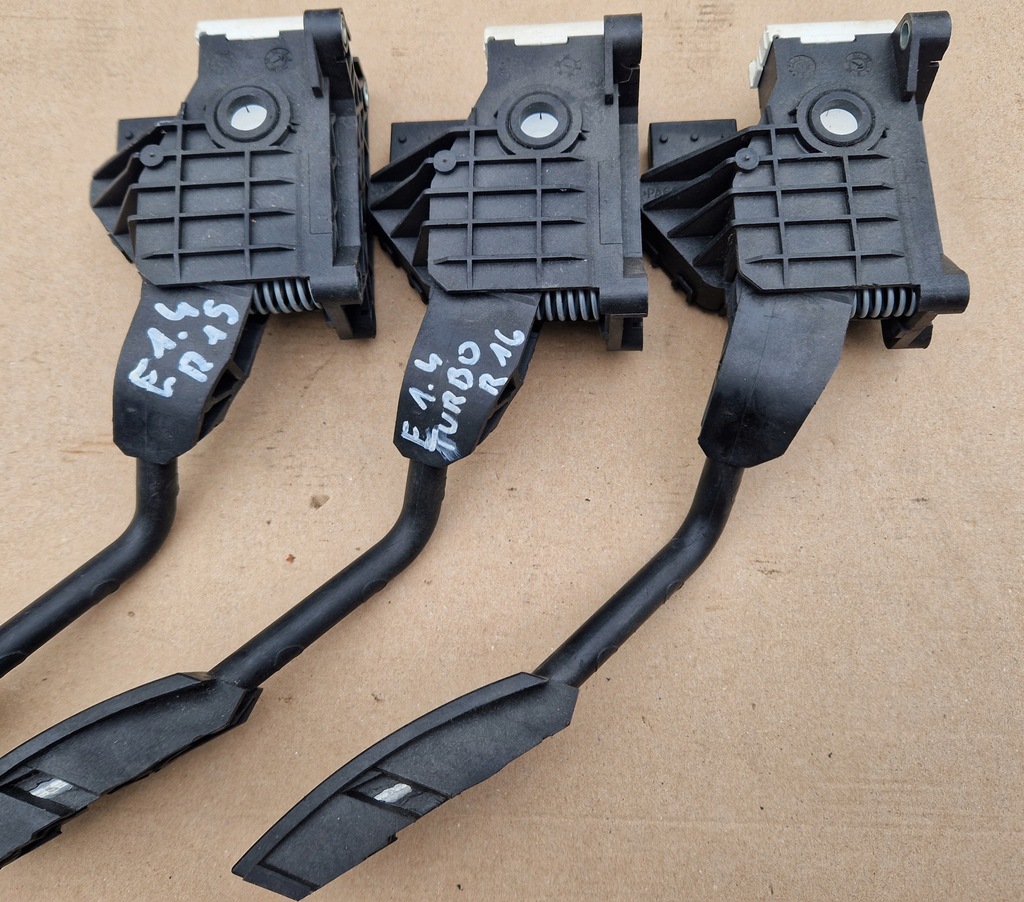 фото №5, Opel corsa d e педаль газа потенциометр 13305805