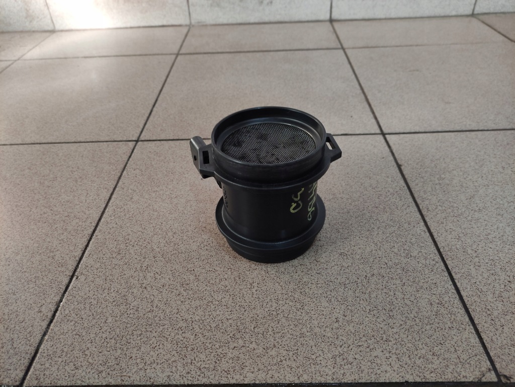 фото №1, Расходомер audi a4 b6 3.0 v6 asn