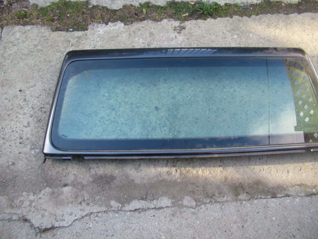 фото №1, Jeep wrangler jl sahara 4d 2018 r. скло перед лобове рамка доставка