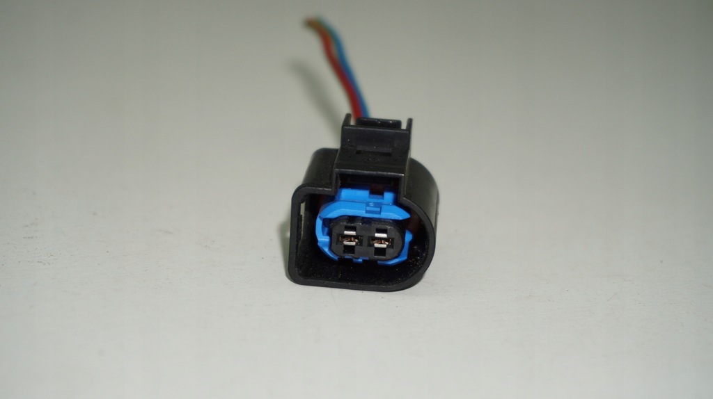 фото №11, Audi voklswagen штекер колодка соединитель 4d0971992a