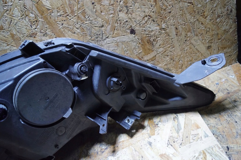 фото №13, Iveco daily iv 214- лампа левая перед uk