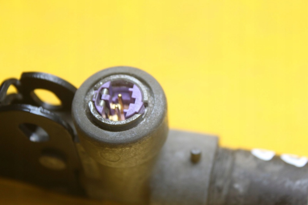 фото №9, Клипса натяжитель поперечина правый перед boxer ii jumper ii ducato iii 607049000d