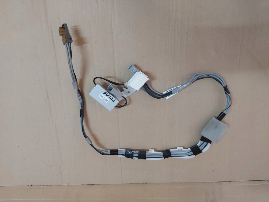 фото №1, Toyota prius iv усилитель антенны prime plug in