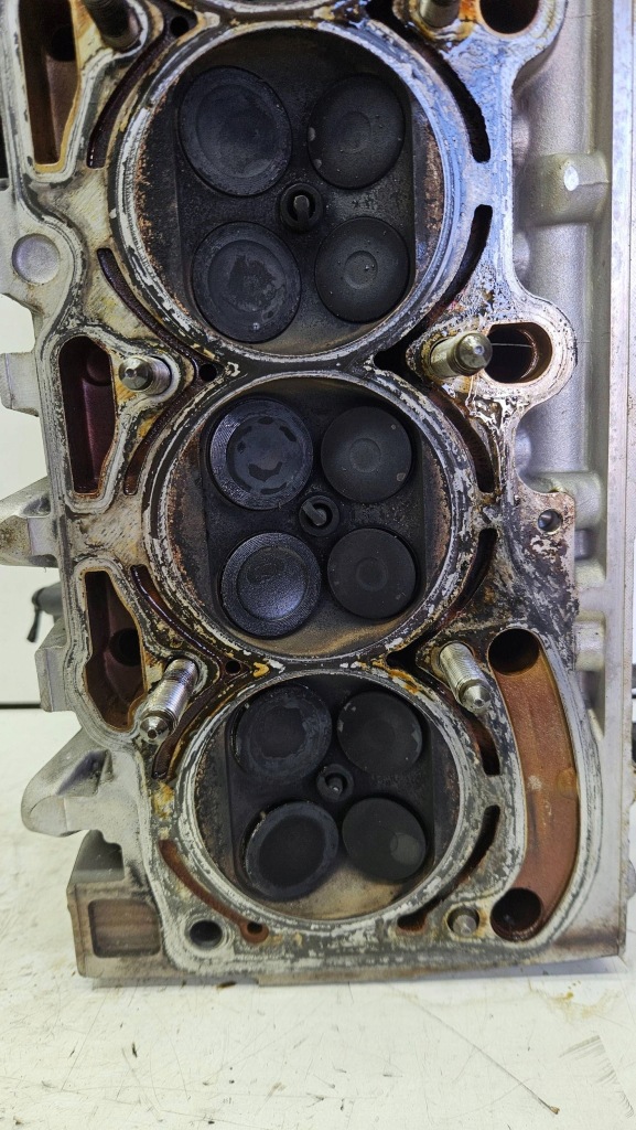 Vw passat b7 америка 2.5b jetta beetle головка двигуна 07k103373d Київ