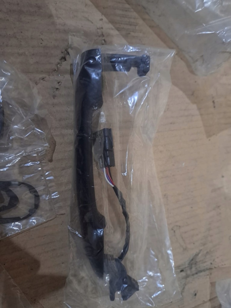 фото №1, Ручка двері renault megane ii scenic права 7701474995