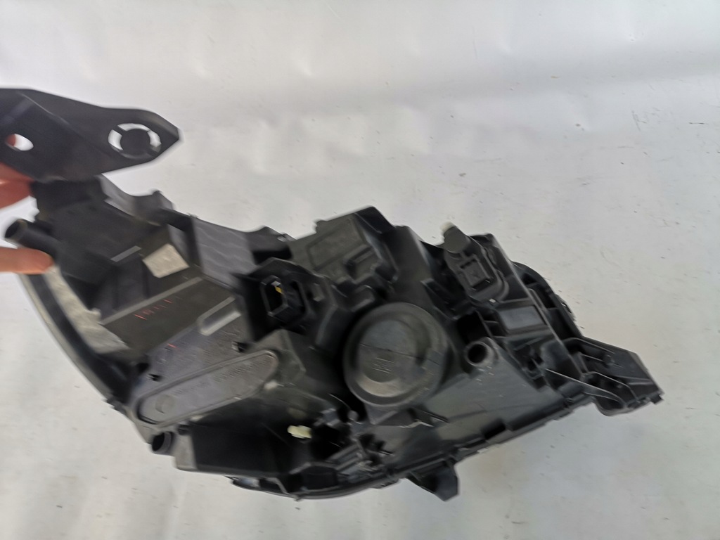 фото №7, Peugeot 208 ii- full led левая