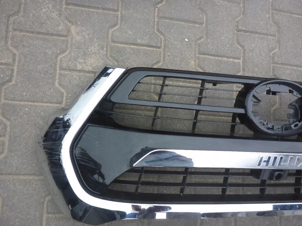 фото №9, Toyota hilux 2021- решётка радиатора перед решётка радиатора решётка радиатора оригинал