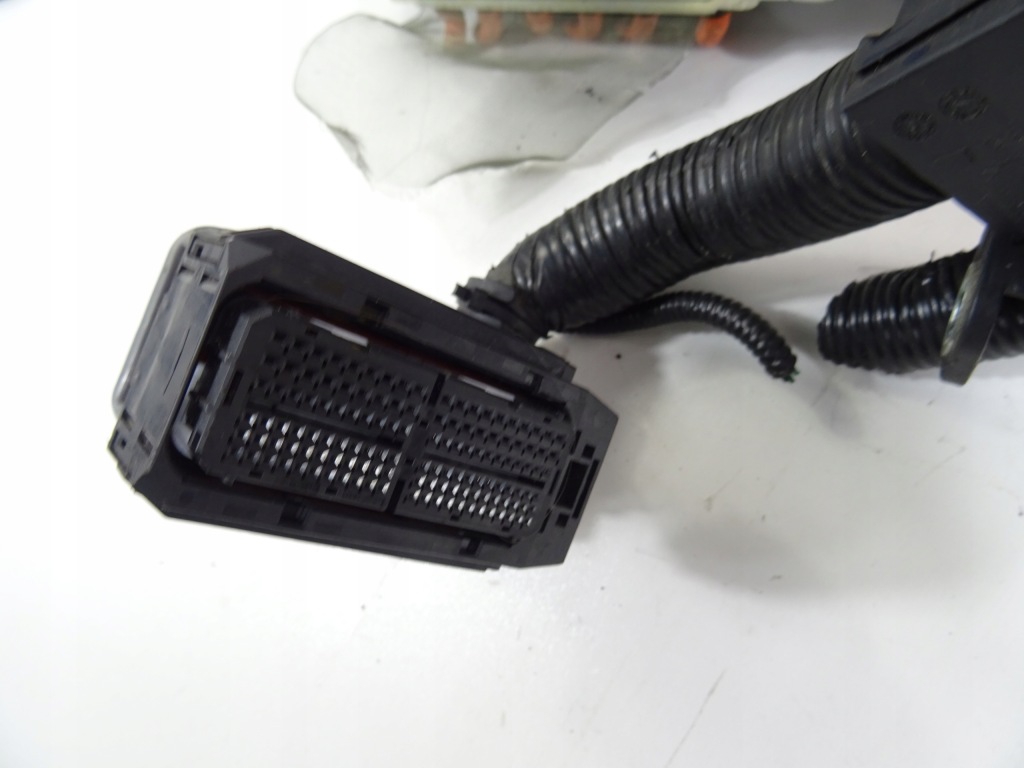 Lexus ux 250h 2.0 гибрид конвертер g9200-76060 с Разборки