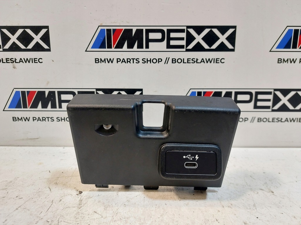 фото №1, Bmw g20 g21 разъём port usb туннель защита 6807232