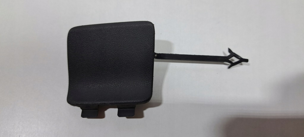 Купити Audi q3 ii заглушка hak бампер задня 83a807441