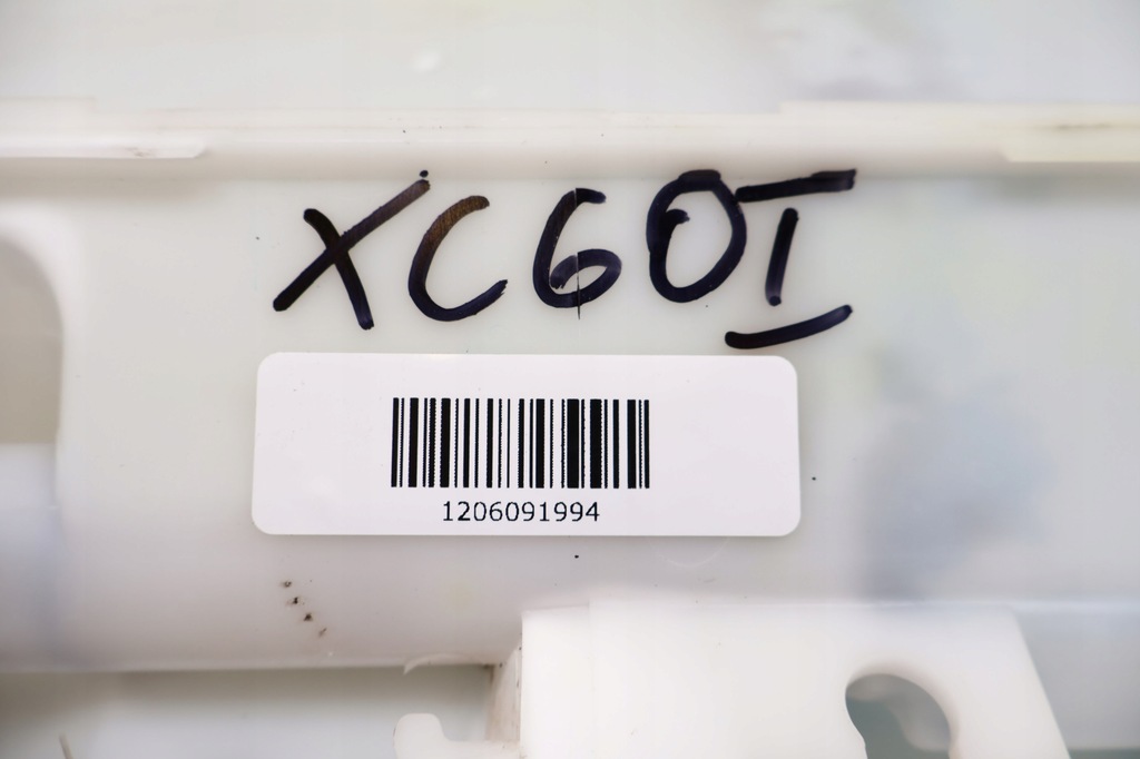 фото №8, Volvo xc60 i lift бачок омивача 30753424, 30753425