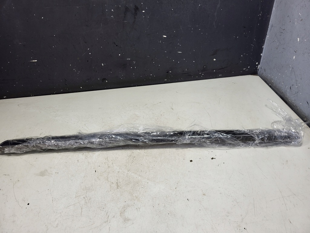 Молдинг декоративная дверь правый перед peugeot 2008 i хром 9806391677 Недорого