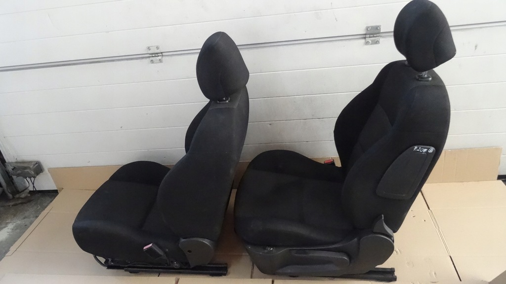 фото №12, Peugeot 207 сидіння сидіння заднє сидіння оббивка hb 5d