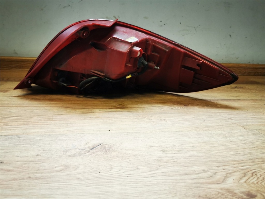 фото №7, Hyundai veloster лампа левая задняя демонтаж led