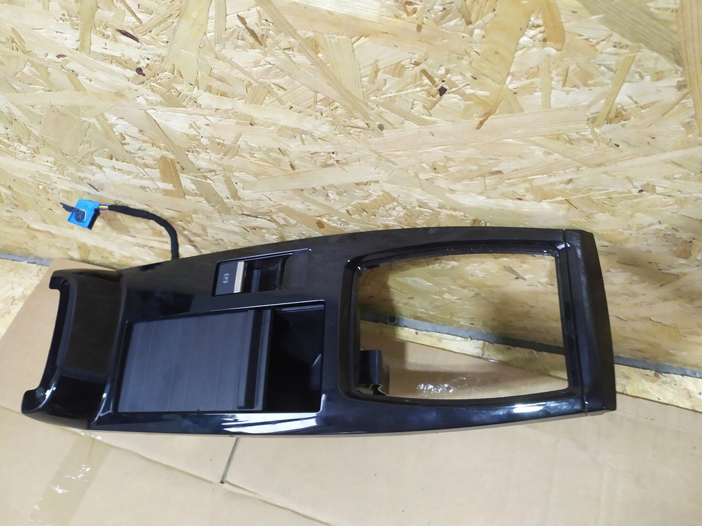 фото №4, Панель бардачок тунель citroen c4 iii