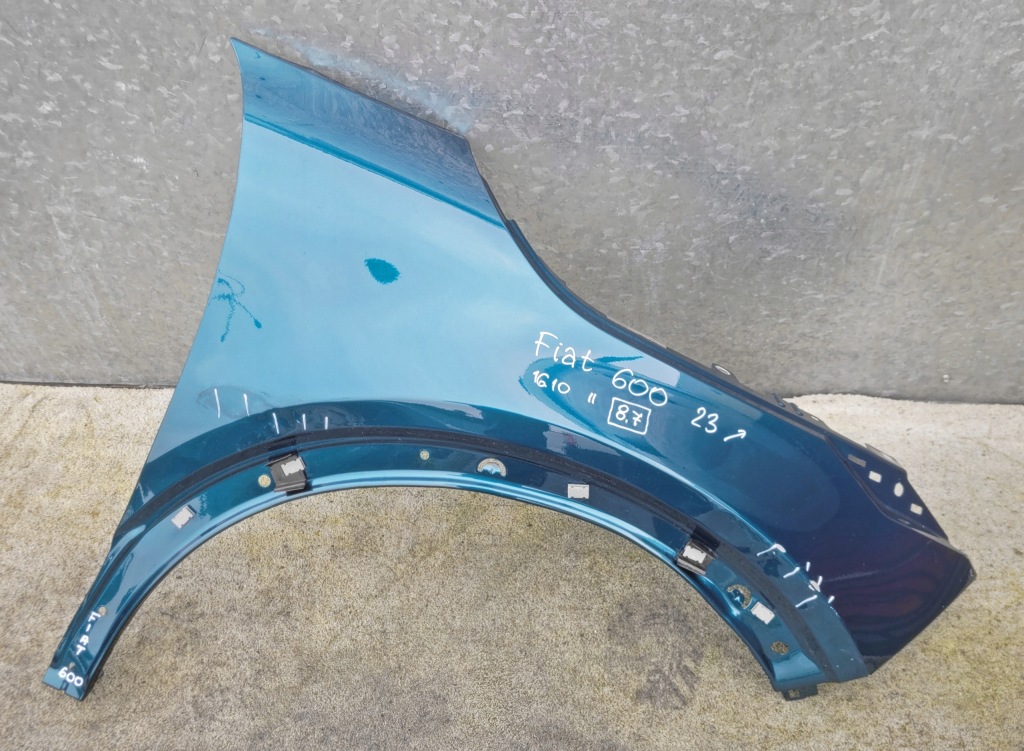фото №1, Крила передній правий перед fiat 600 2023-