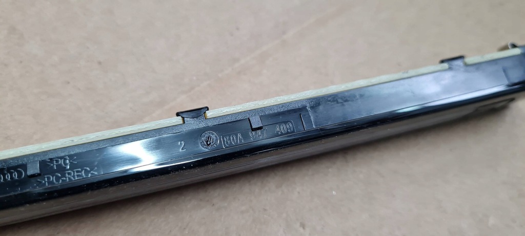 фото №7, Q5 80a sq5 лампа обшивка багажника led штекер 80a947409