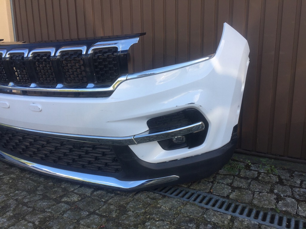 фото №2, Jeep commander 23 24 бампер перед