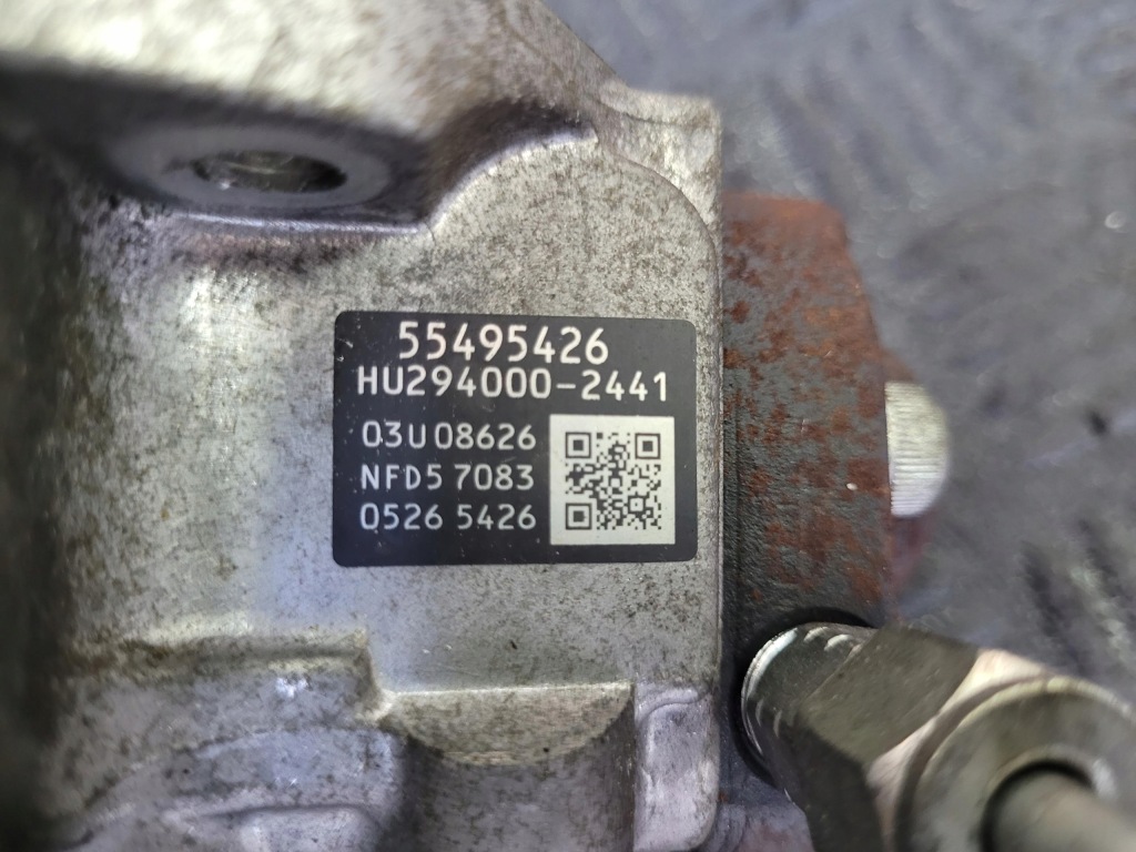 Насос упорскування 55495426 lvl b16dth opel insignia b 1.6 d cdti Недорого