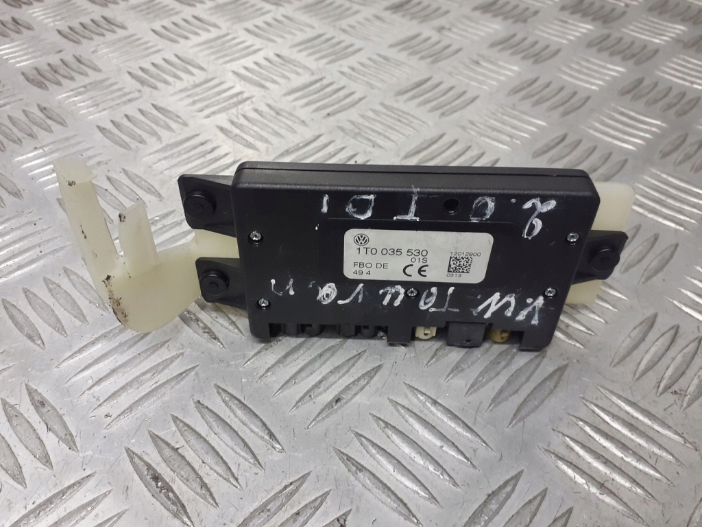 фото №1, Підсилювач антенний vw touran 1t0035530