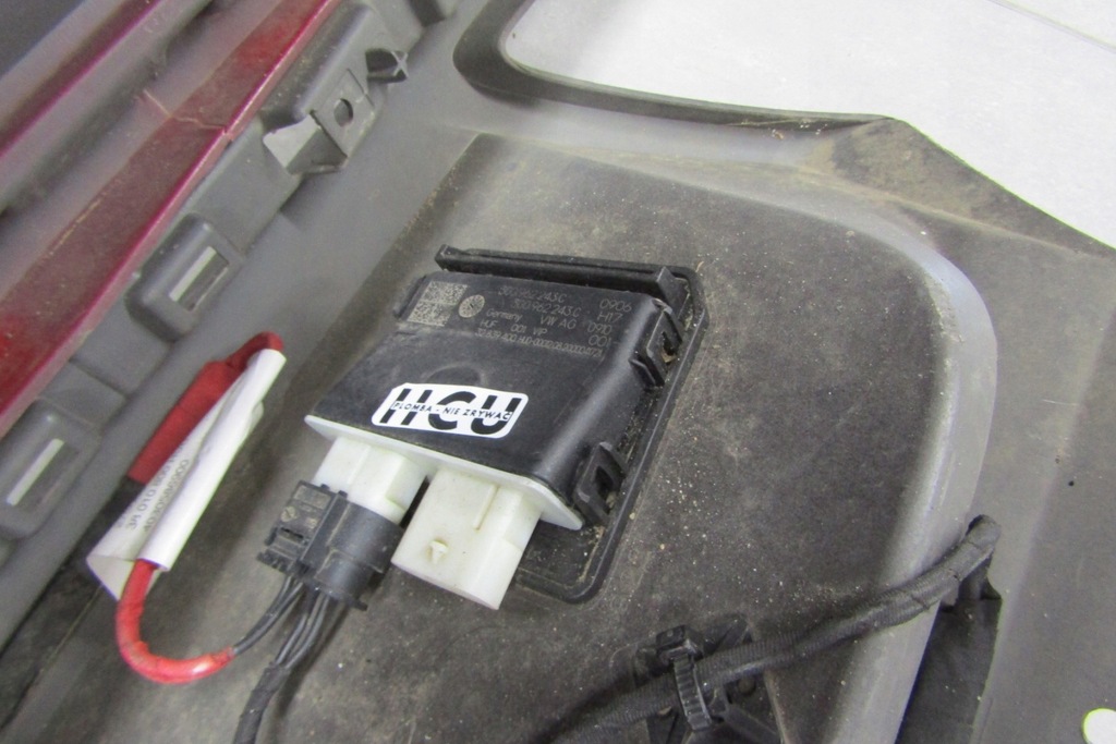 фото №11, Бампер задняя задний skoda octavia 4 iv rs 5e7 kombi 19- +блок управления крышки