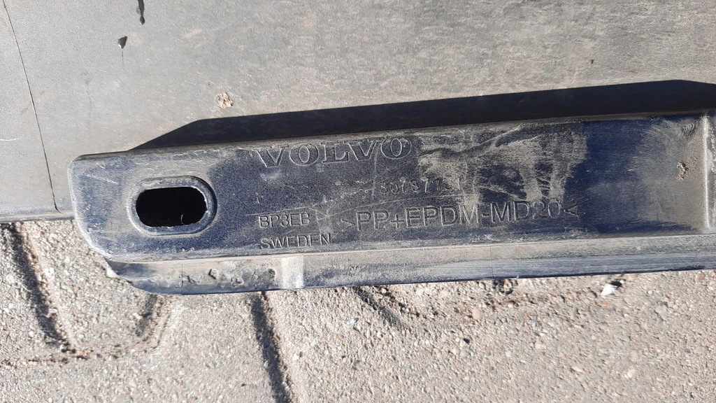 фото №9, Молдинг поріг права 30787151 volvo c70 06-13r