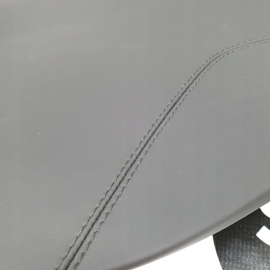 фото №3, Tesla панель приладів консоль подушки безпеки ремені подушка безпеки