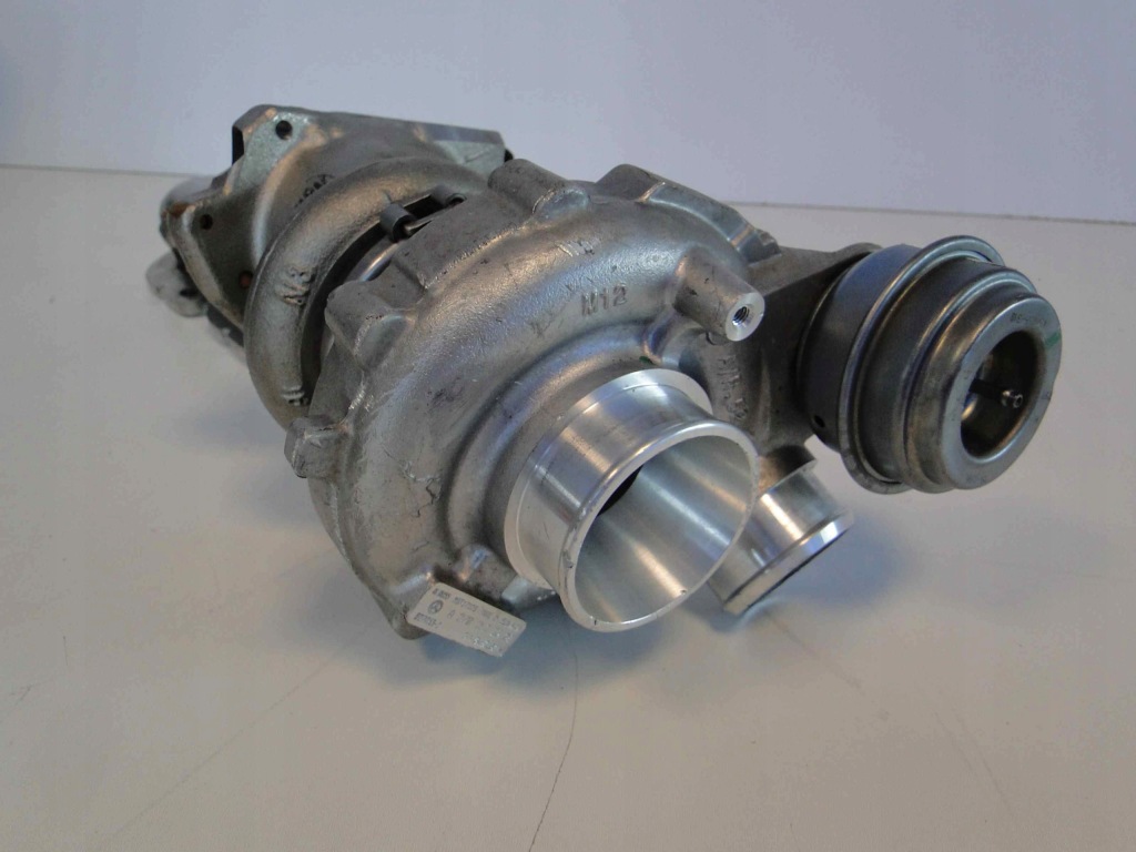 Купить Mercedes турбонагнетатель турбина правая 4,7 biturbo m278 278 a2780903880